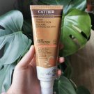 Swatch de Chmicha : Spray solaire SPF30, Cattier