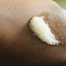 Swatch de Maita : Gommage Corps Éclat, Nuhanciam