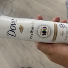 Swatch de MarieWorldF : Déodorant Dove Invisible Dry Compressé, Dove