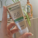 Swatch de Jeanne Raconte : BB Crème Soin Miracle Perfecteur La Classique, Garnier