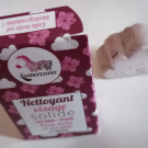 Swatch de flfl90 : Nettoyant visage, Lamazuna