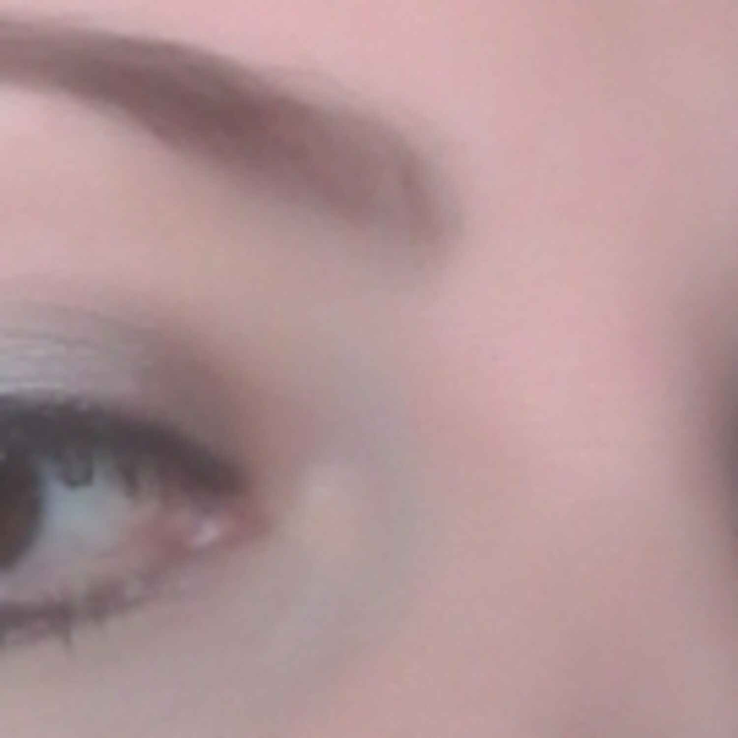 Swatch de Girly35 : Ombre à paupières jumbo, Natorigin