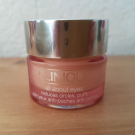 Swatch de sf8977 : All About Eyes - Soin Total Regard et Contour, Clinique