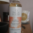 Swatch de Pinezoe : EAU MICELLAIRE SOIN DÉMAQUILLANT VISAGE & YEUX, Mademoiselle Agathe