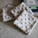 Swatch de Magiiical Kitty : Boites de 3 Lingettes démaquillantes lavables double face, Le Petit Carré Français