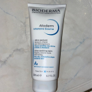 Swatch de Larose Elodie : Atoderm intensive baume, Bioderma