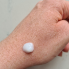 Swatch de Gabhy : Low Shampoo - Crème lavante délicate, YVES ROCHER