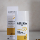 Swatch de NesliArs : Fluide Ultra-Léger SPF50, Dermina