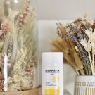 Swatch de Mathildaques : Fluide Ultra-Léger SPF50, Dermina