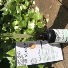 Swatch de Flor Bela : Sérum Botanique Nuit Micro-Peel Peau Neuve de Saeve, Saeve