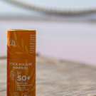 Swatch de MelleBonPlan : Stick Solaire Minéral SPF50  Zéro Déchet, Marilou Bio