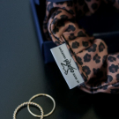 Swatch de Madebybeauties : Chouchous 100% Fabriqué en France, Le Petit Carré Français