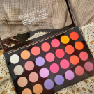 Swatch de Esprit d'Azur : Palette Grand Format BYS, MY Maquillage