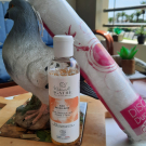 Swatch de likzo : EAU MICELLAIRE SOIN DÉMAQUILLANT VISAGE & YEUX, Mademoiselle Agathe