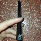 Swatch de Lilymi : Eyeliner Plume Noir Smudgeproof Waterproof, Lol