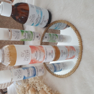 Swatch de Wedreamincolours : HUILE NOURRISSANTE SOIN RELAXANT, Mademoiselle Agathe