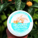 Swatch de Alla87 : Crèmes corps satin aux AHA, Heliabrine