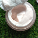 Swatch de Melmkup : Crème du Rivage - Crème Éclat Raffermissante & Liftante, Algologie