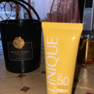 Swatch de Ilham6 : Crème Corps SPF 30, Clinique
