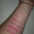 Swatch de Douceurapaillettes : Bright matte, By Beauty Bay