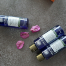 Swatch de Alison Calmer : Aqua Merveilleuse - Peeling Botanique Quotidien, Sanoflore