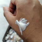 Swatch de Pinezoe : CRÈME VISAGE RÉGÉNÉRANTE SOIN NUIT, Mademoiselle Agathe