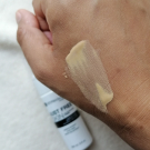 Swatch de Pinezoe : Base de Teint Hypoallergénique Color Balance, MY Maquillage