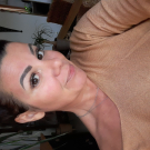 Swatch de Sami : MASQUE DÉSINCRUSTANT AU CHARBON ACTIF, Mademoiselle Agathe