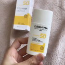 Swatch de oceane.marecaux : Fluide Ultra-Léger SPF50, Dermina