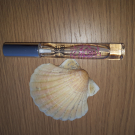 Swatch de canoulechienfou : Parfum Rose Métamorphose, VIREVOLTE