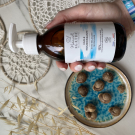 Swatch de Fromtoulonwithlove : HUILE NOURRISSANTE SOIN RELAXANT, Mademoiselle Agathe