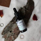 Swatch de Lorange : Sérum Botanique Nuit Micro-Peel Peau Neuve de Saeve, Saeve