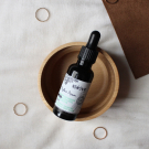 Swatch de Lorange : Sérum Botanique Nuit Micro-Peel Peau Neuve de Saeve, Saeve