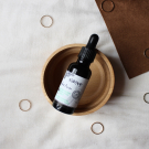 Swatch de Lorange : Sérum Botanique Nuit Micro-Peel Peau Neuve de Saeve, Saeve