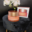 Swatch de edithbenfeghoul : Extra firming jour, Clarins