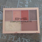 Swatch de Nathalie1131 : 60 Palettes pour le Teint, BYS