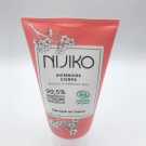 Swatch de Danou tests et concours : Gommage Corps Bio à l'Abricot - Nijiko, BYS Maquillage