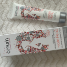 Swatch de aurelie11 : Crème visage rééquilibrante et hydratante Ma Jolie Peau, Omum