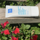 Swatch de Happy housewife mum : Crème hydratante équilibrante, Eye Care Cosmetics