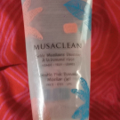 Swatch de Rissia : Gelée micellaire douceur à la banane rose, Kadalys