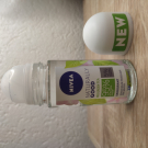 Swatch de SanKwa : Deodorant Nivea naturally good, Nivea