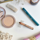 Swatch de aloe2 : Ombre à paupières jumbo, Natorigin