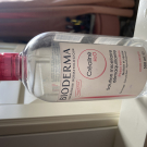 Swatch de Sheyhara : Créaline H2O Solution Micellaire Démaquillante, Bioderma