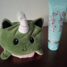 Swatch de tonita : Gel jambes légères L'Envolée d'Omum, Omum