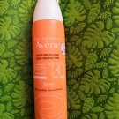 Swatch de flfl90 : Spray SPF 30, Avène