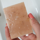 Swatch de julie--y : SAVON PAMPLEMOUSSE PURIFIANT & APAISANT, Mademoiselle Agathe