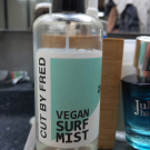 Swatch de Influences_green : Vegan Surf Mist, Cut By Fred