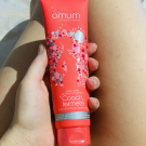 Swatch de Marine31 : Soin galbant et tonifiant Le Coach Fermeté, Omum