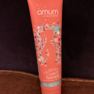 Swatch de Marine31 : Soin galbant et tonifiant Le Coach Fermeté, Omum