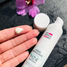 Swatch de Flor Bela : Crème hydratante fraîcheur - H24 fraîcheur, Mademoiselle bio